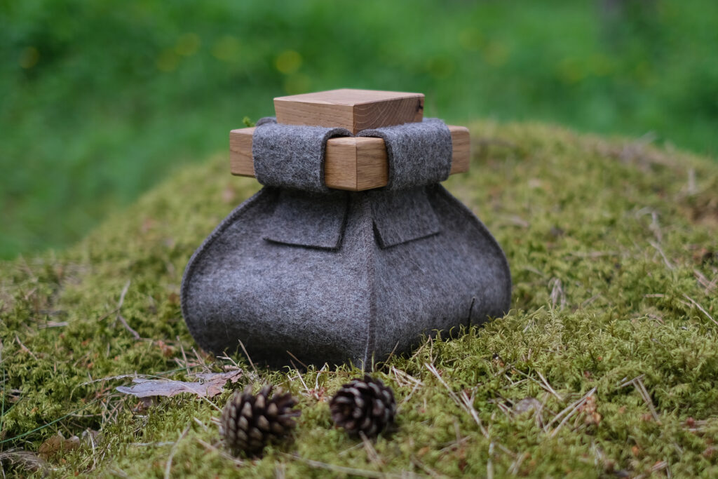 WURN urn tuhaurn